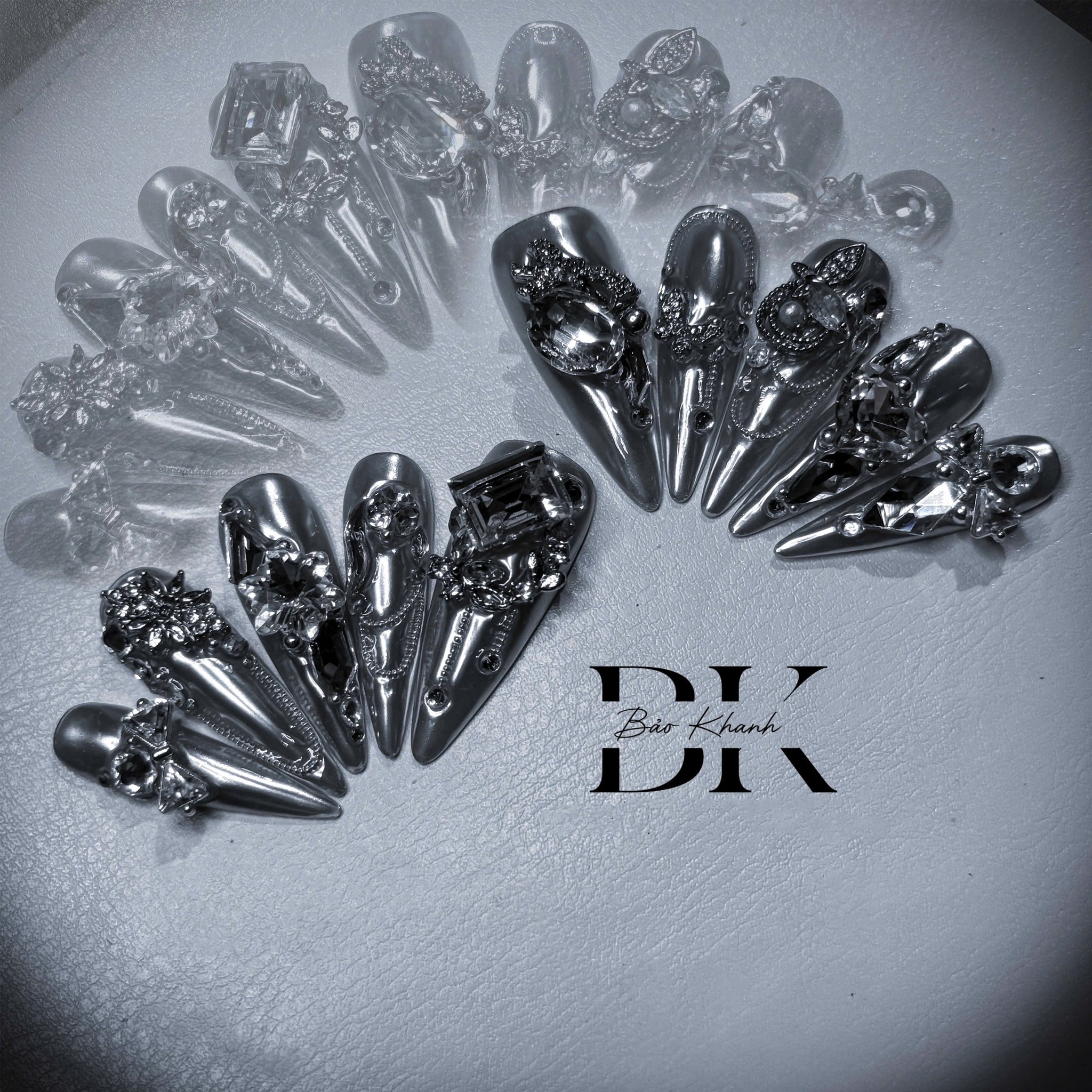 Handmade Glamorous Stiletto Press-On Nails – Luxury Crystal Nail Art Set