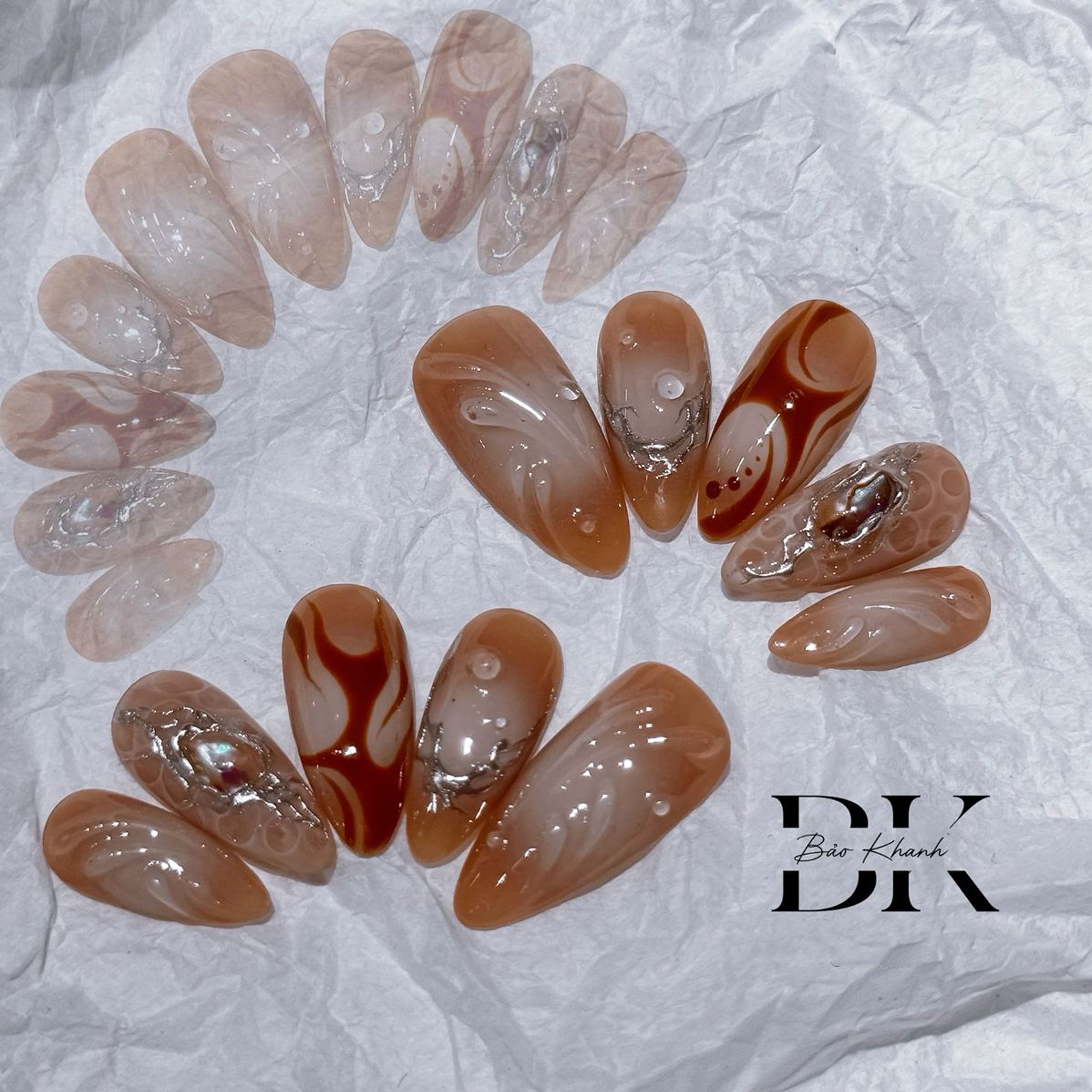 Handmade Brown Marble Press-On Nails – Glossy Swirl Nail Art with Natural Stone Effect