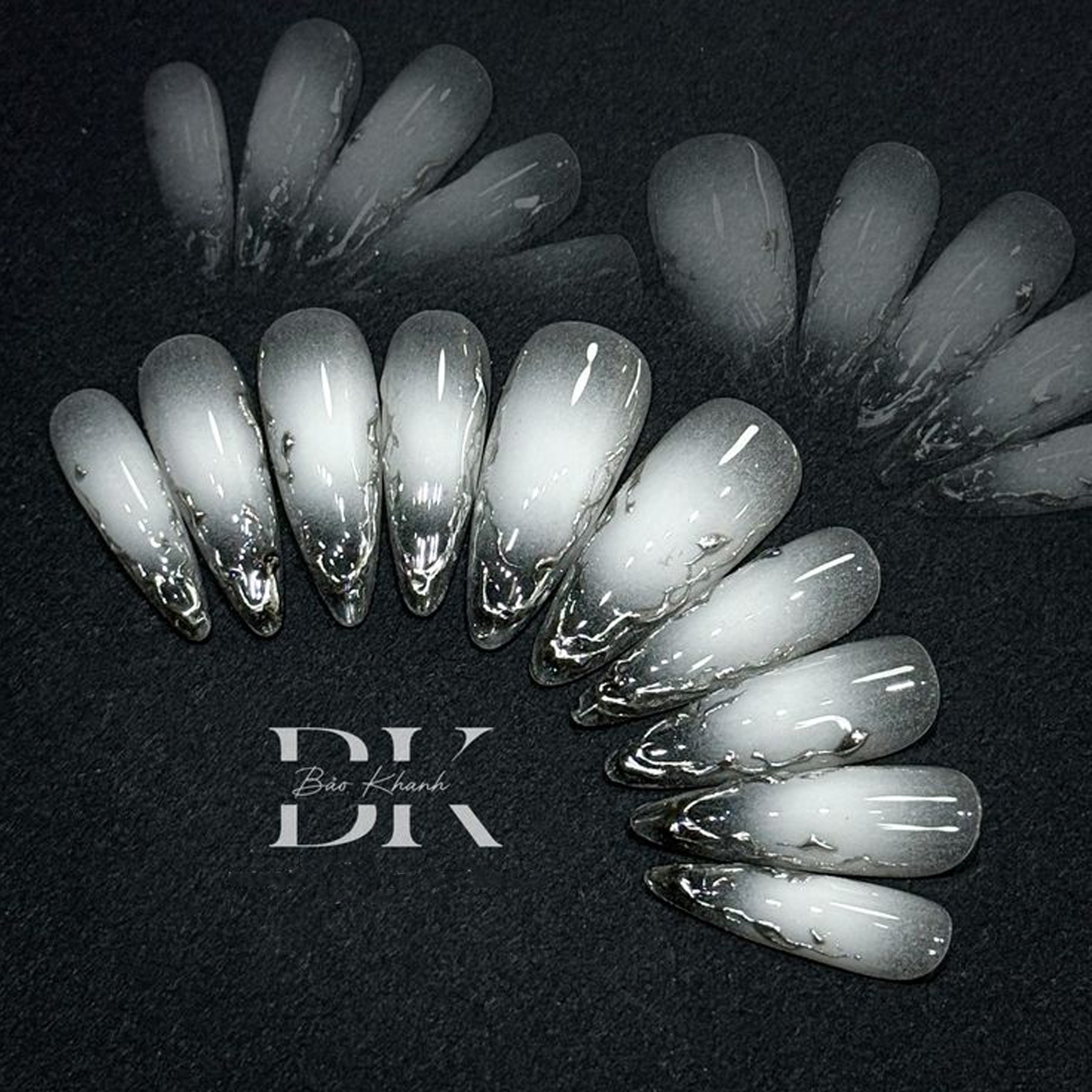 Handmade Luxury Ombre Stiletto Press-On Nails – Elegant Gray & White Gradient Nail Art