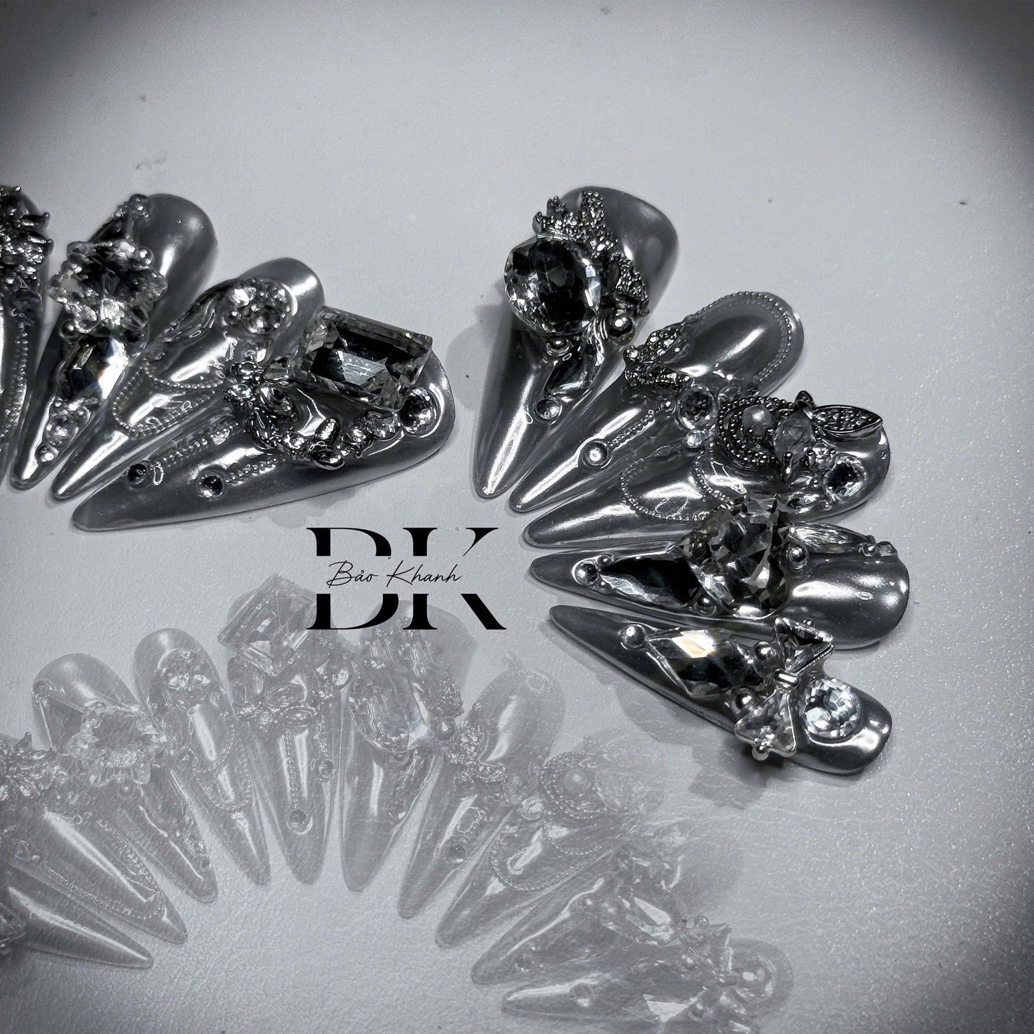 Handmade Glamorous Stiletto Press-On Nails – Luxury Crystal Nail Art Set